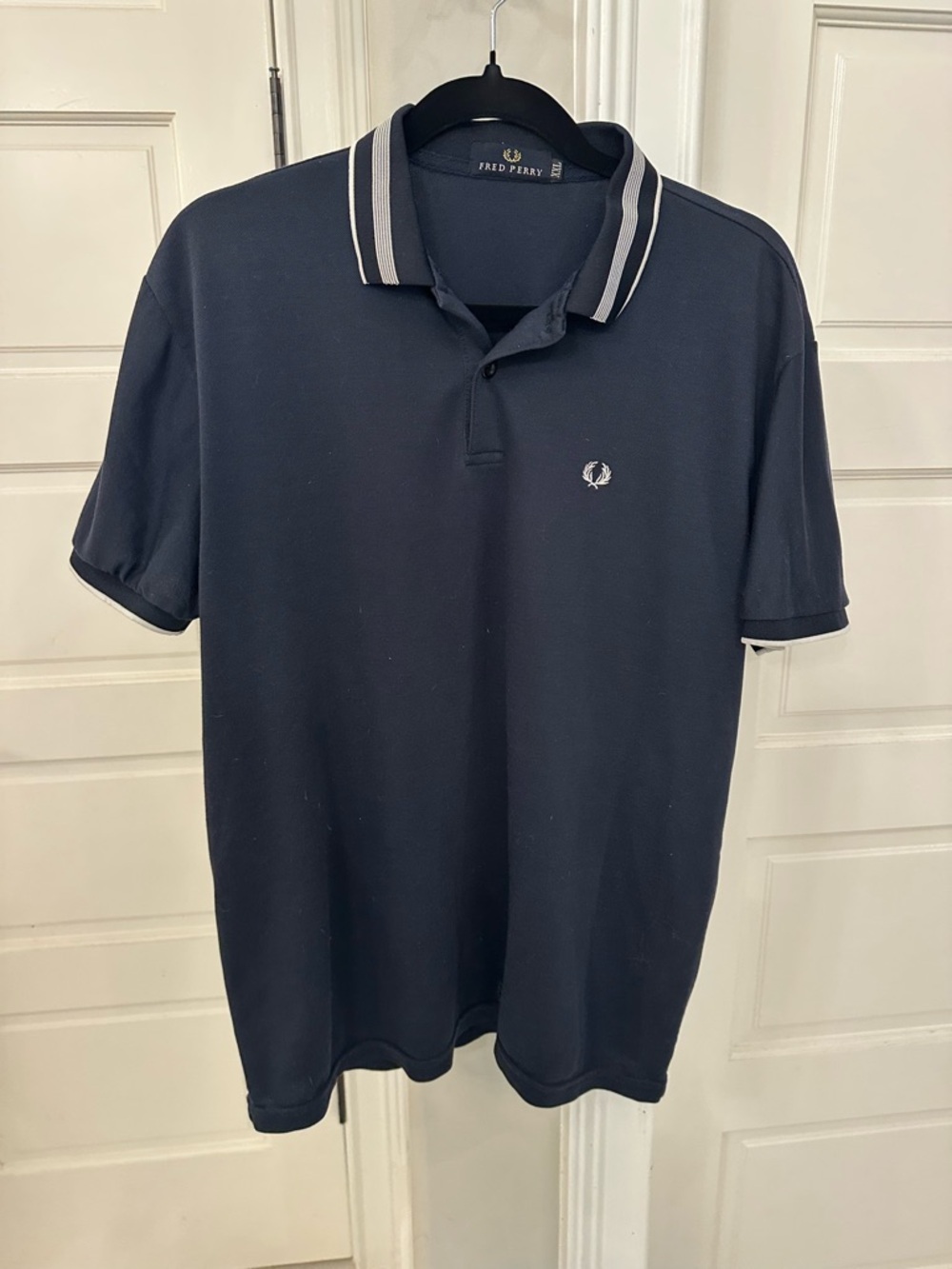 Fred Perry Polo Shirt Men’s XXL Navy Blue Pique Preppy Golf Golfer Office Logo